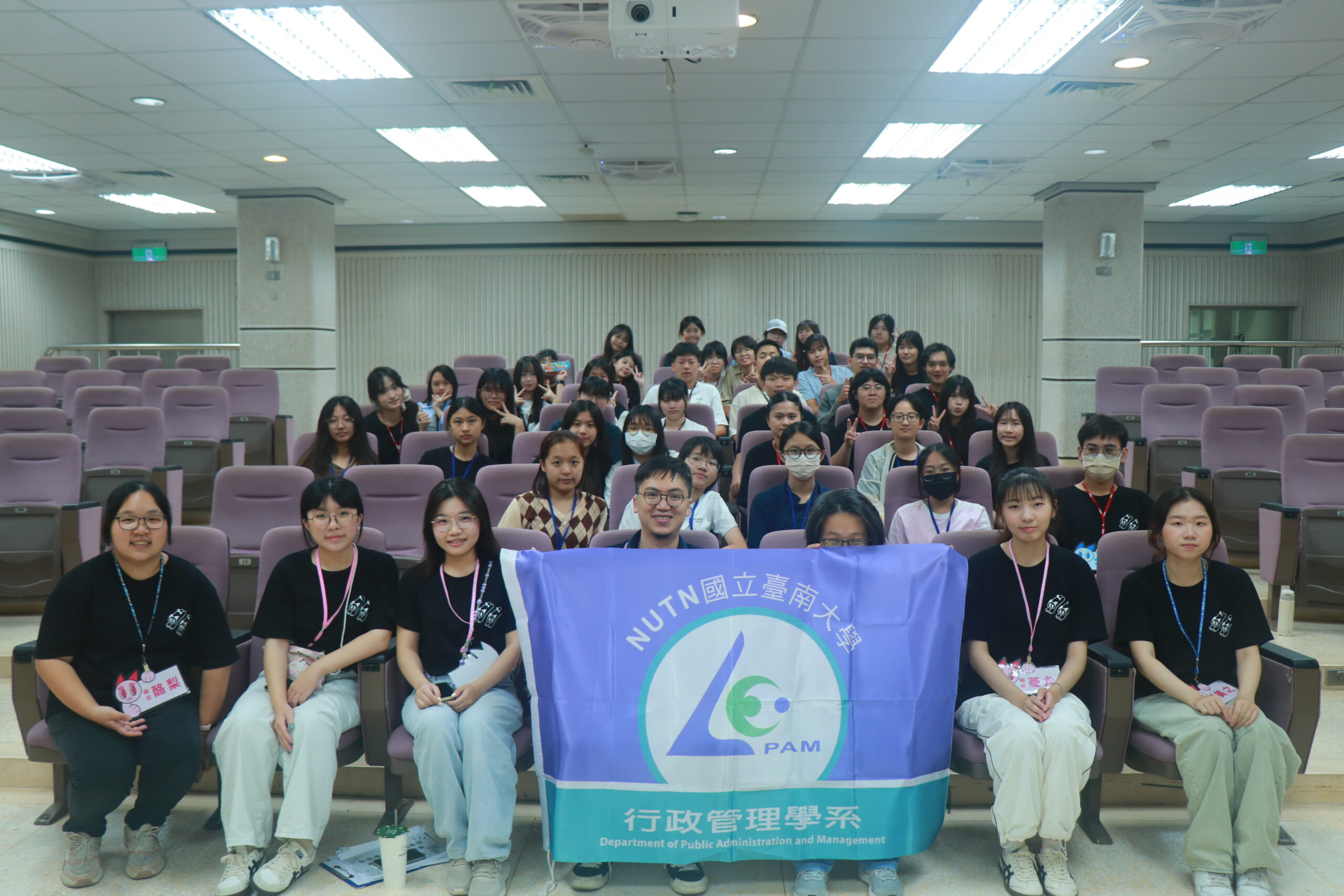 南大行管系高中營隊展現創意 引領學生跨域提案推動城市升級 - 01
